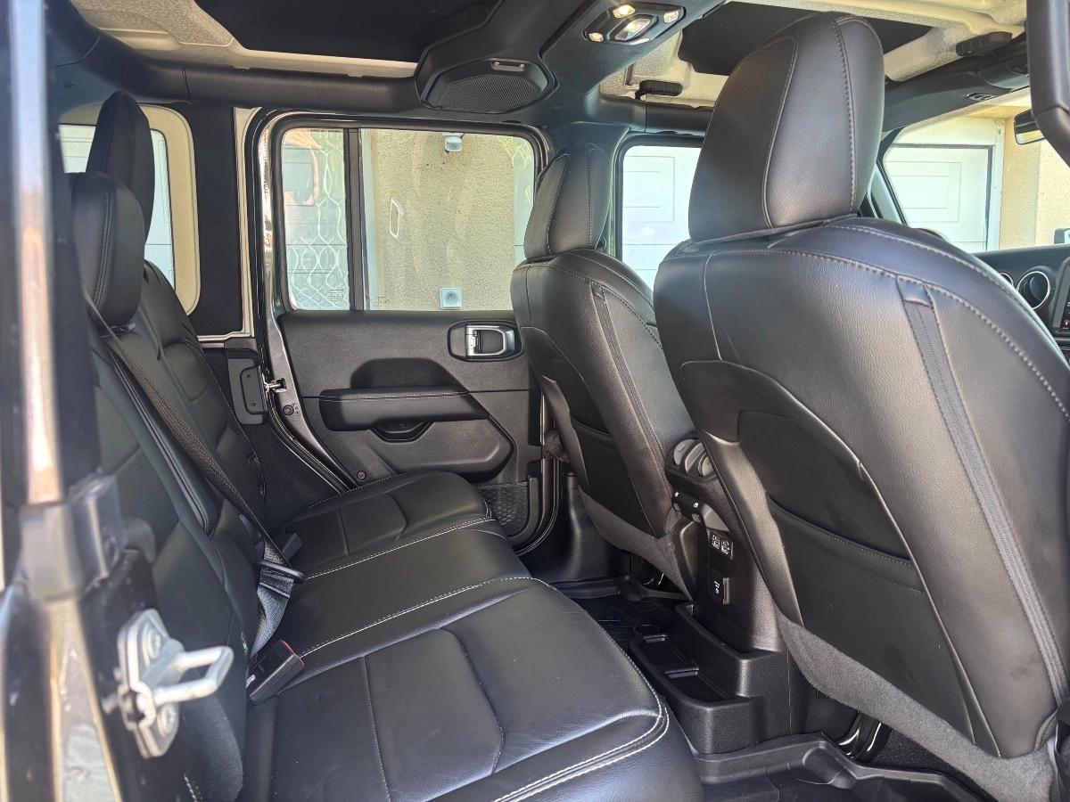 JEEP WRANGLER 2.0 T 272 UNLIMITED SAHARA AWD BVA