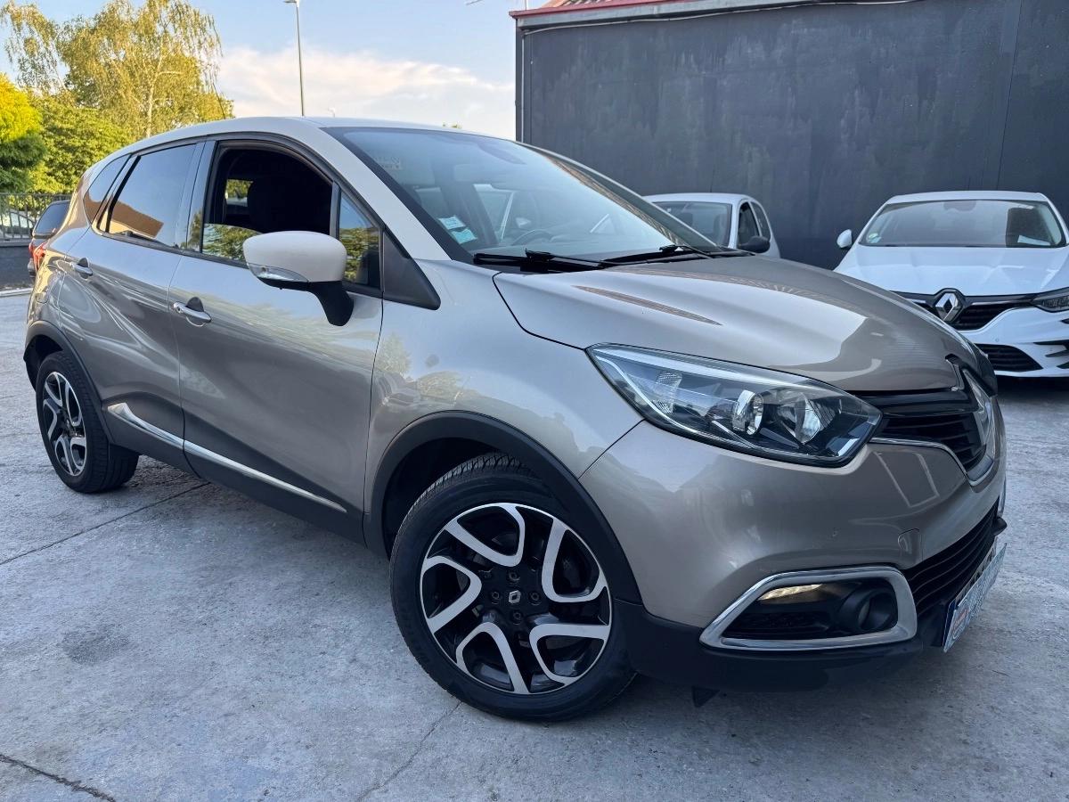RENAULT Captur
