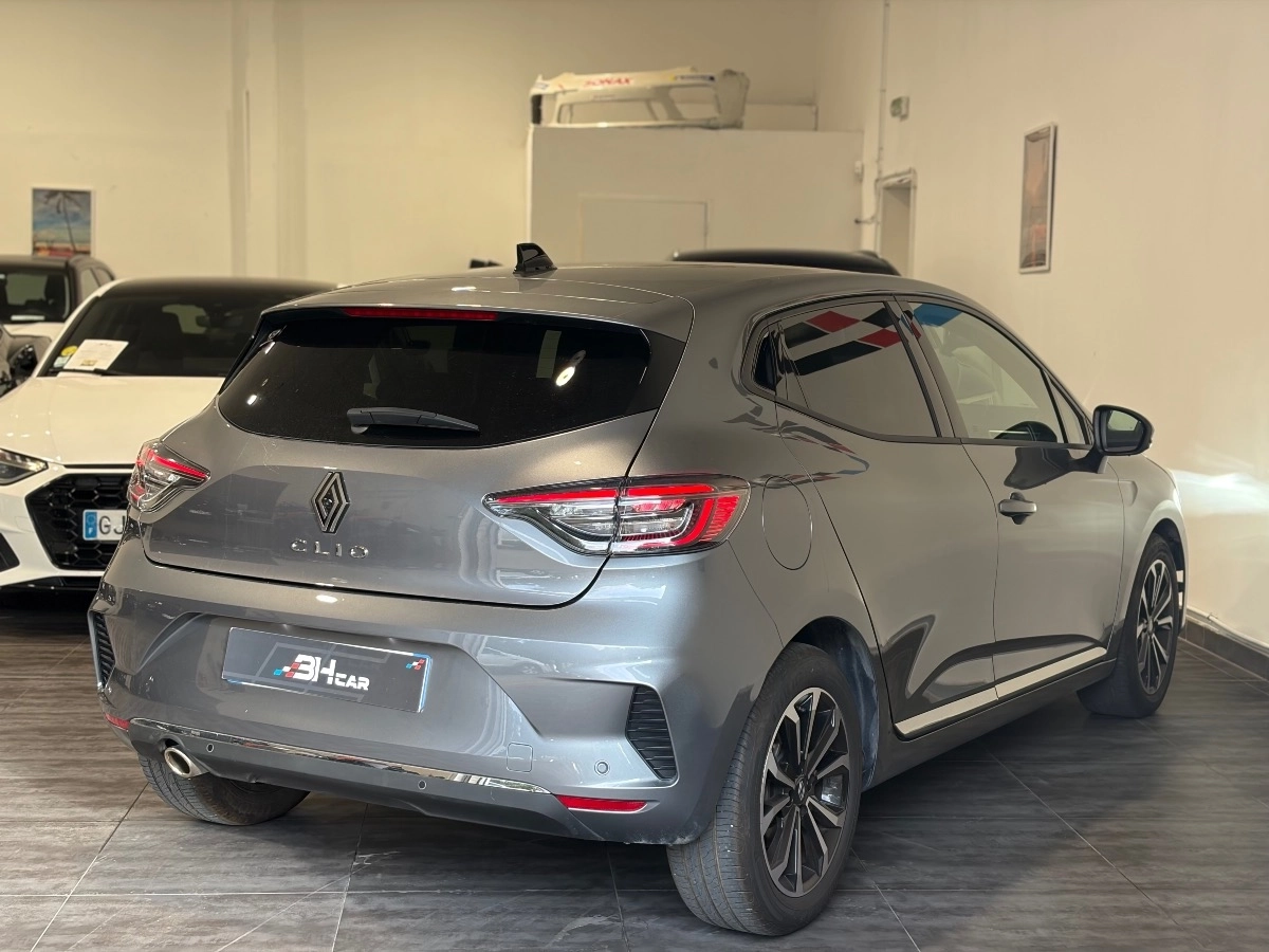 Renault Clio - photo 8