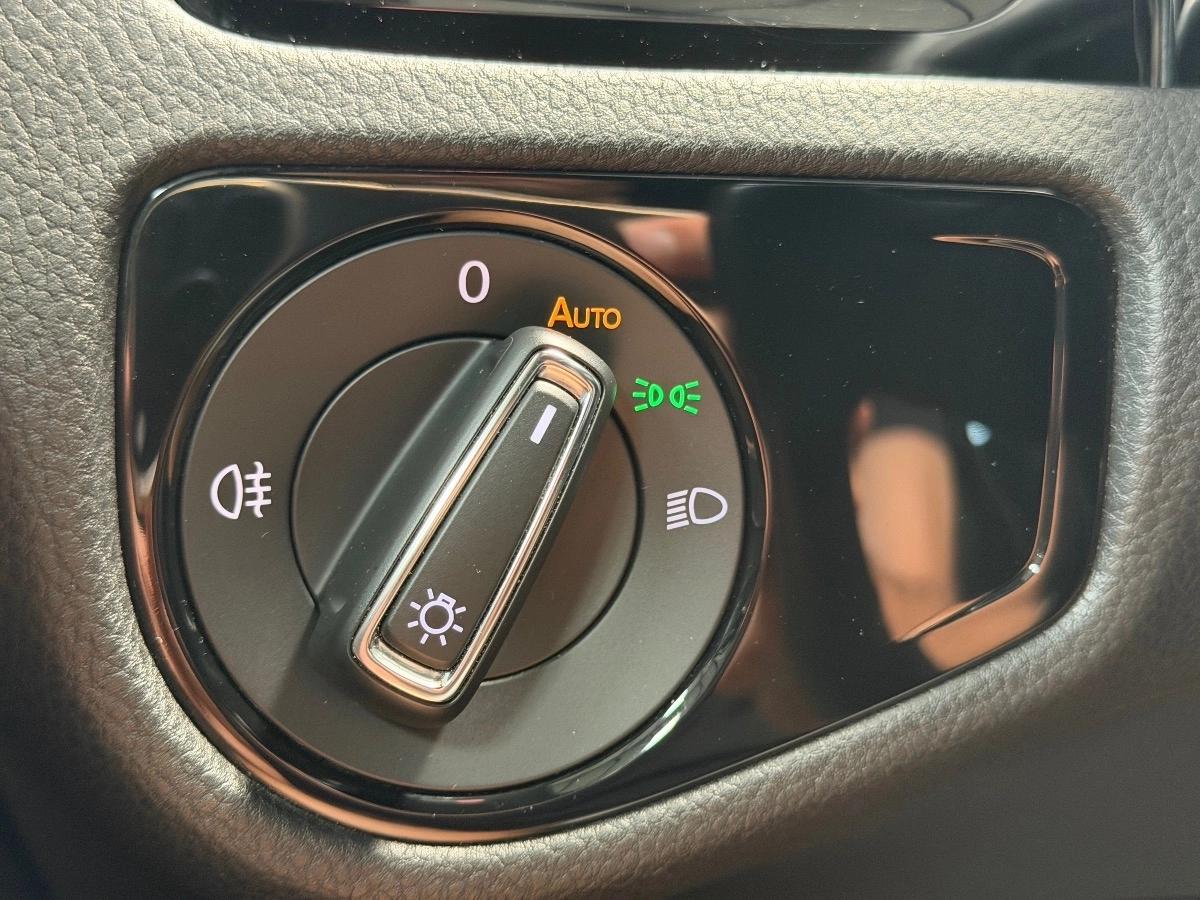 Volkswagen Golf 1.4 TSI GTE 204H 150 HYBRID PHEV 13KWH DSG BVA