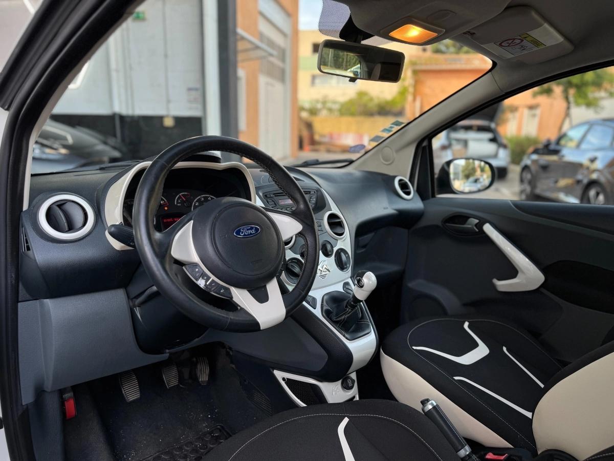 Aperçu indisponible de Ford Ka