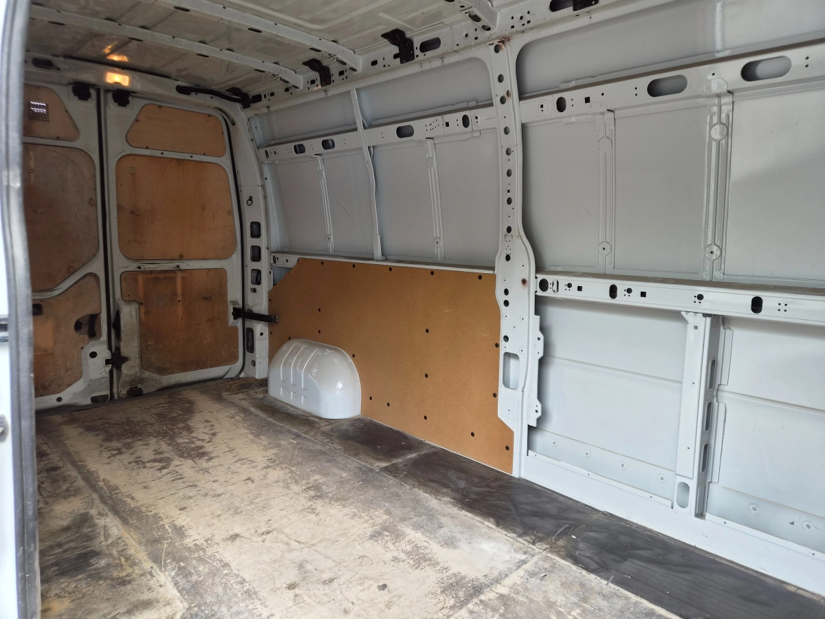 Renault Master Vu - photo 13