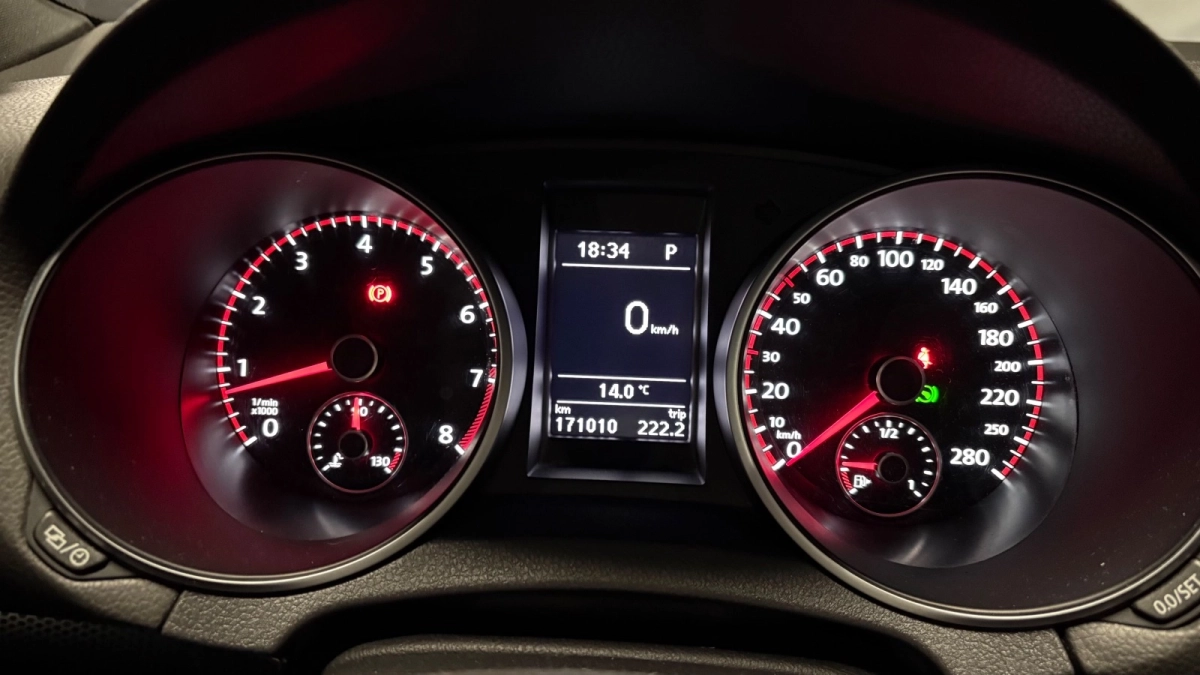 Volkswagen Golf - photo 22