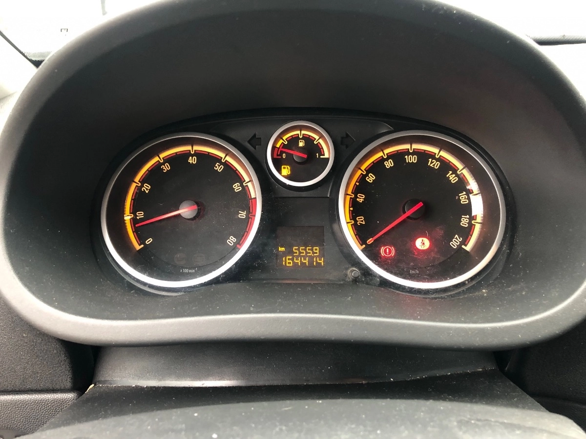Opel Corsa - photo 10