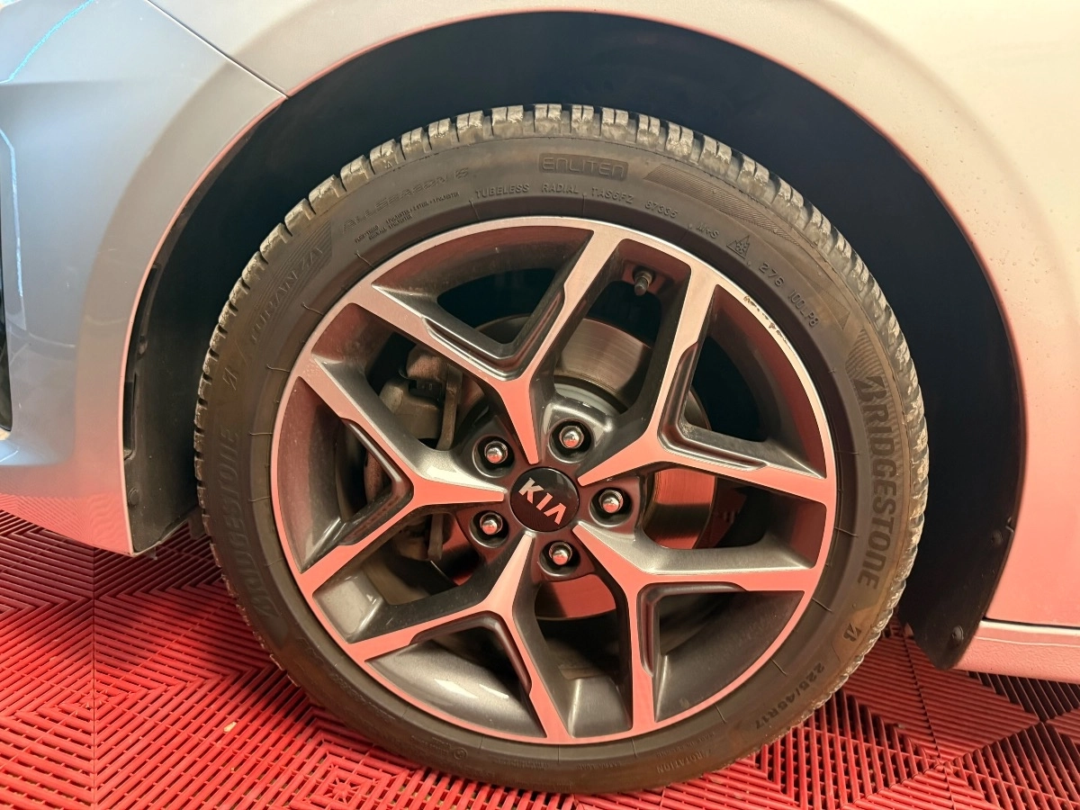 Kia Ceed - photo 9