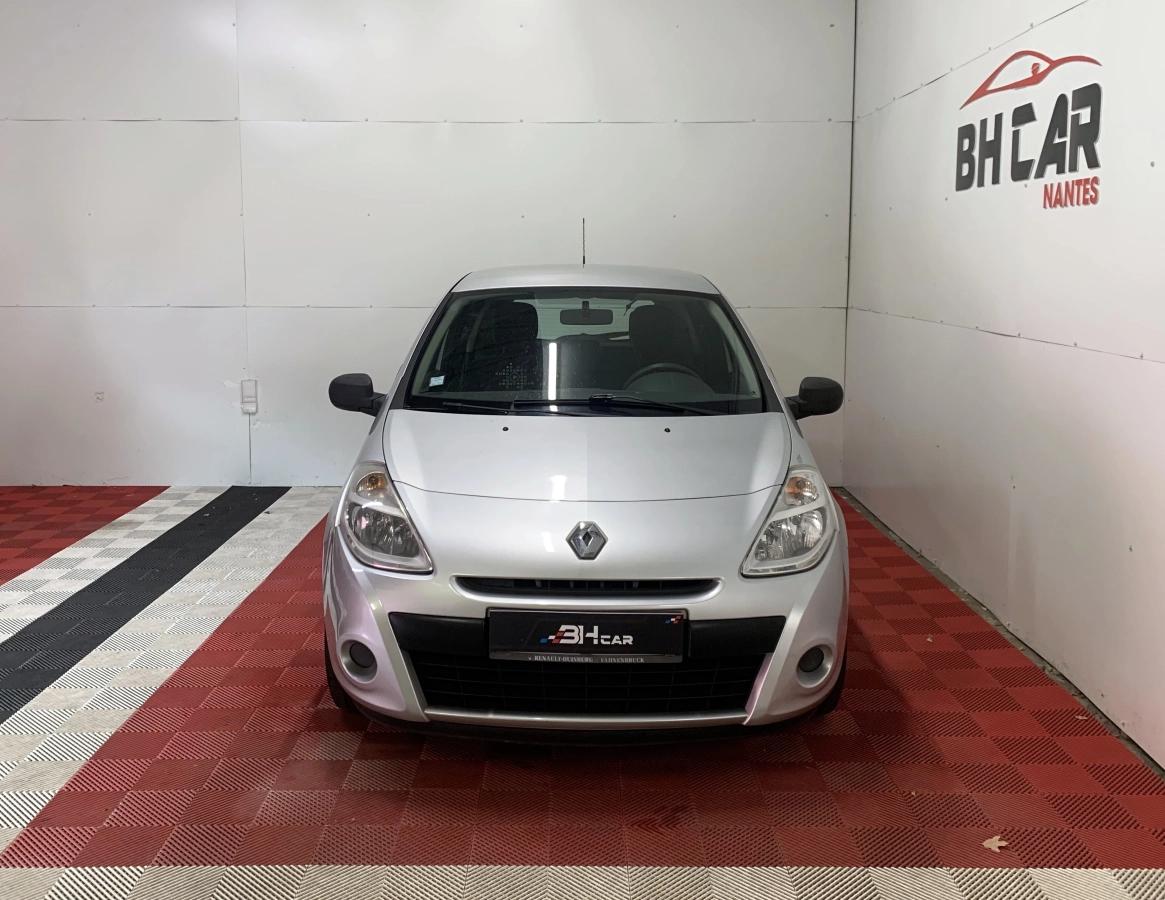 Aperçu indisponible de RENAULT Clio