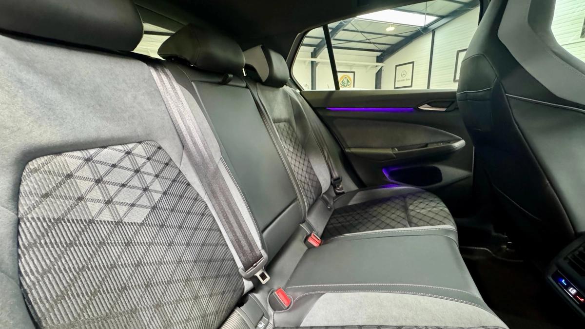Volkswagen Golf 1.5 E-TSI 150 MHEV HYBRID OPF R-LINE DSG BVA