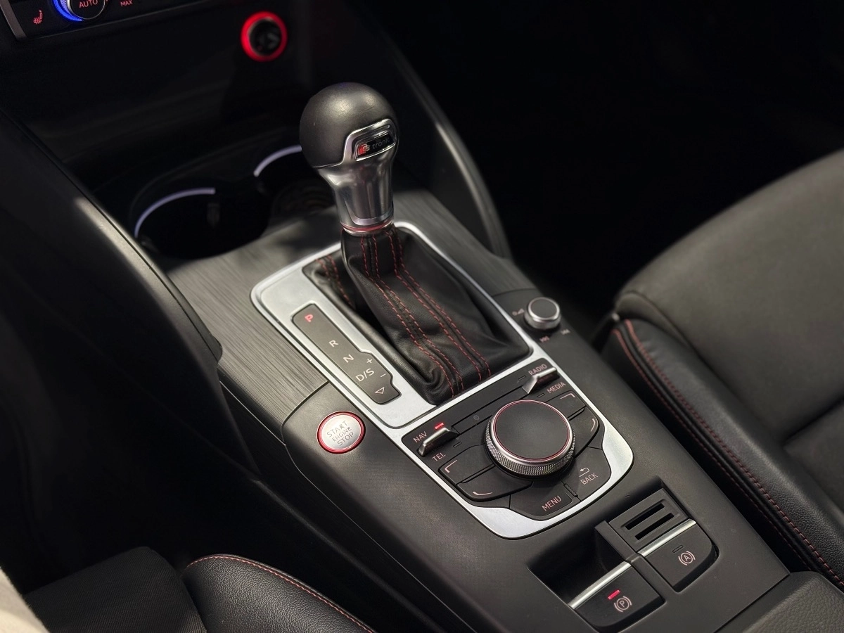 Audi S3 - photo 24