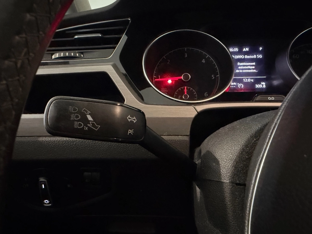 Volkswagen Touran - photo 10