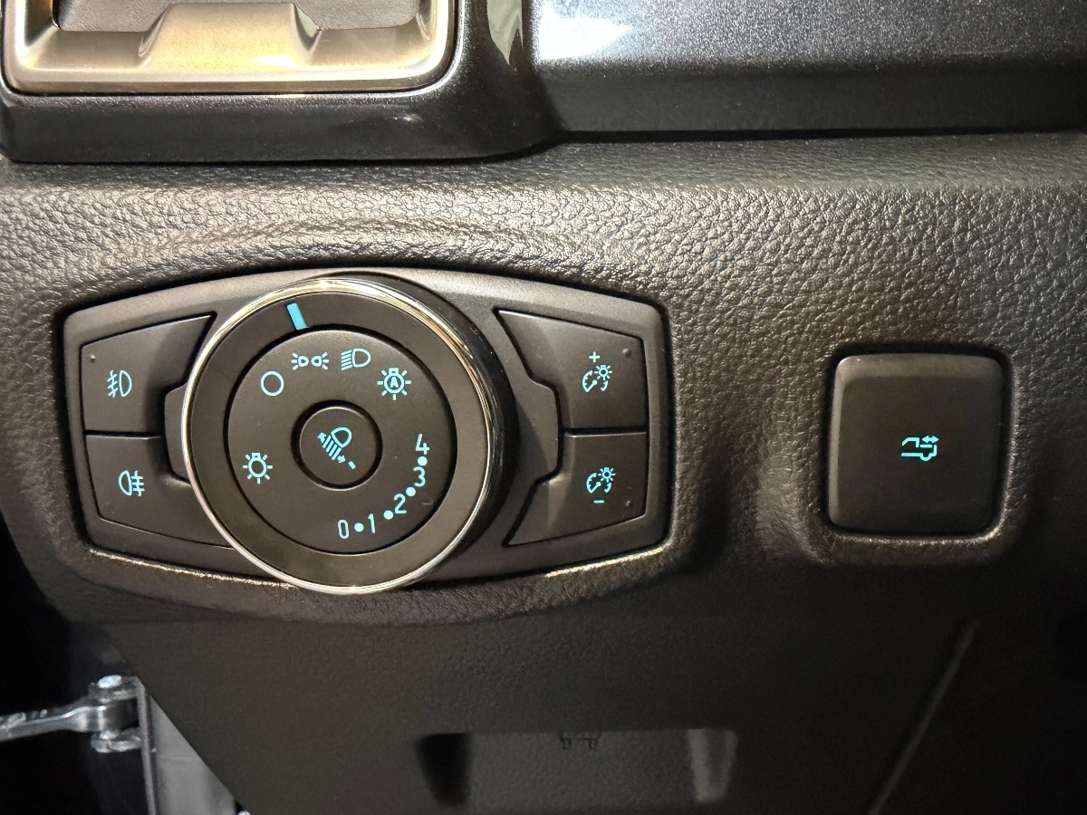 Ford Ranger - photo 31