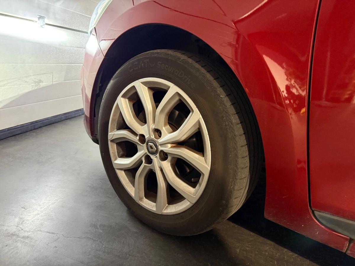 Aperçu indisponible de RENAULT Clio