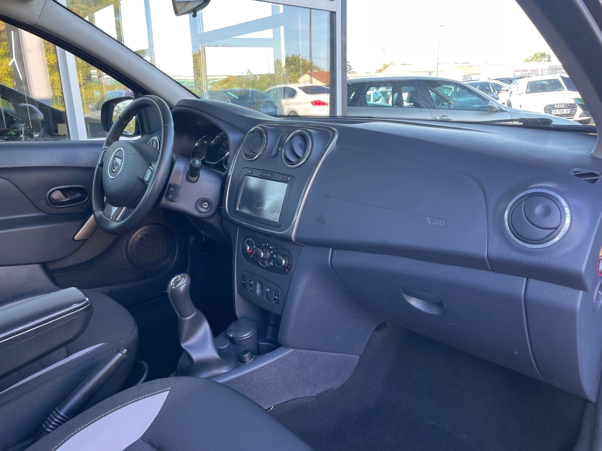 Dacia Sandero - photo 10