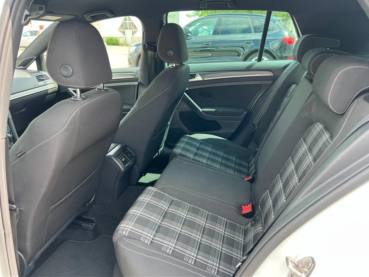 Volkswagen Golf 2.0 TDI 180 BLUEMOTION GTD DSG BVA