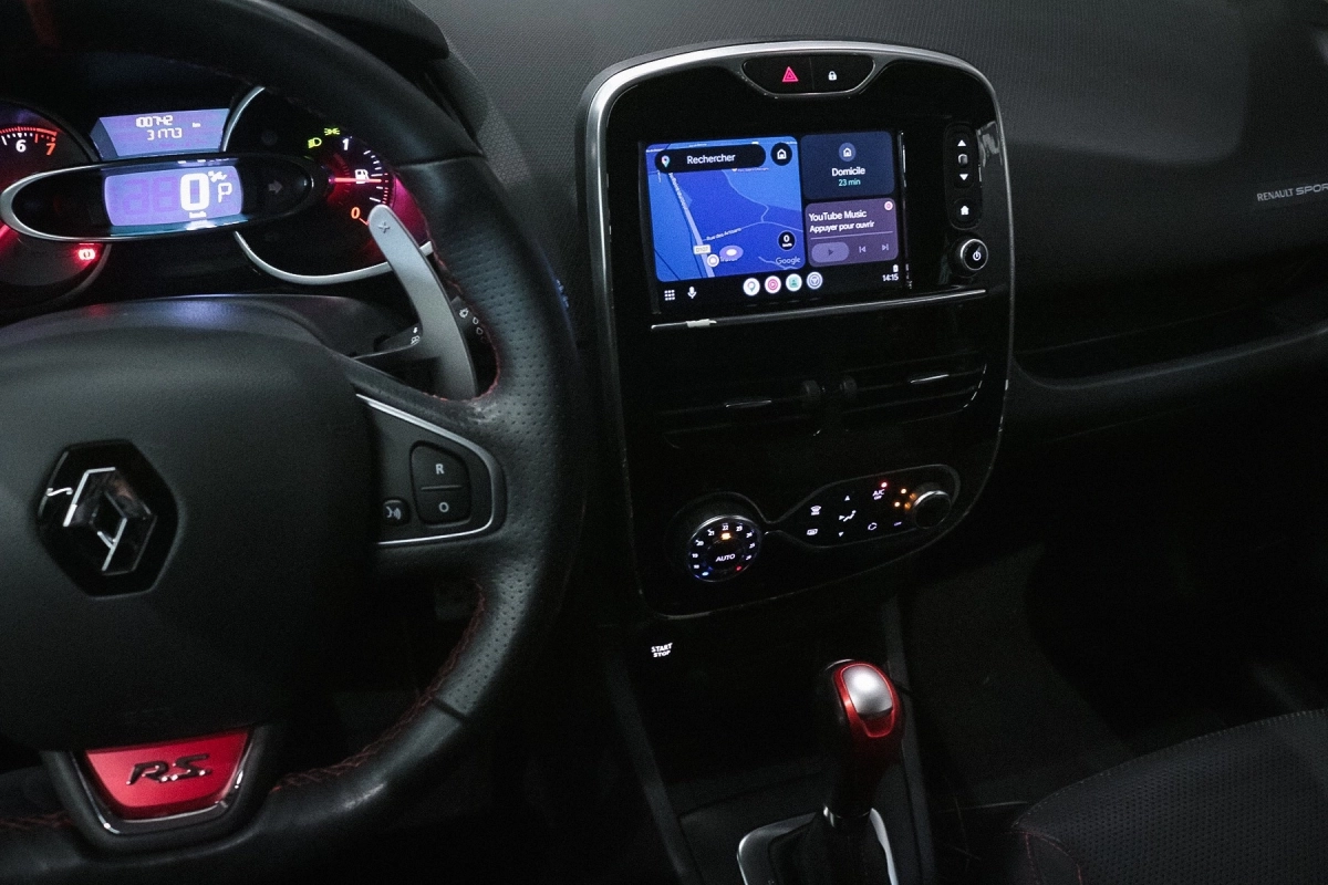 Renault Clio - photo 22