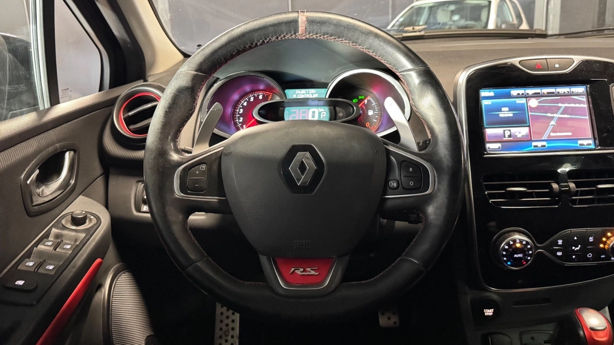 Renault Clio - photo 20
