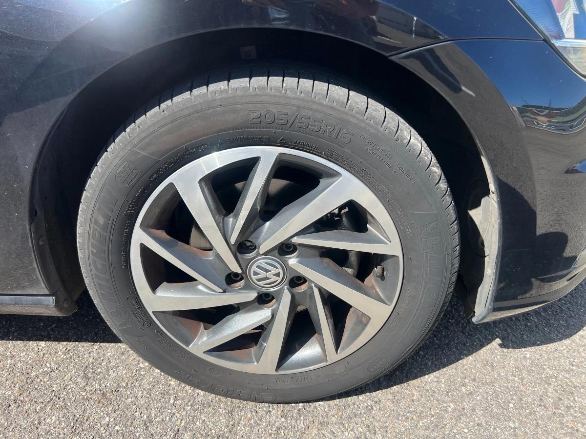 Volkswagen Golf 1.4 TSI 120 ADVANCE