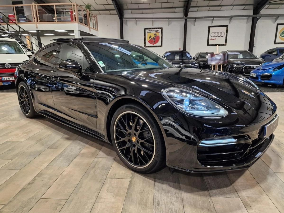 Porsche Panamera 