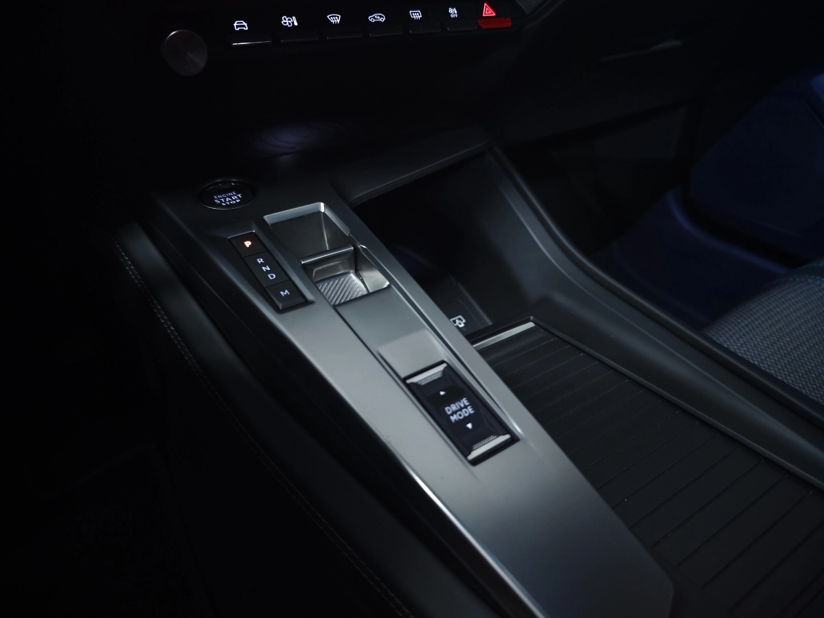 Peugeot 308 - photo 15