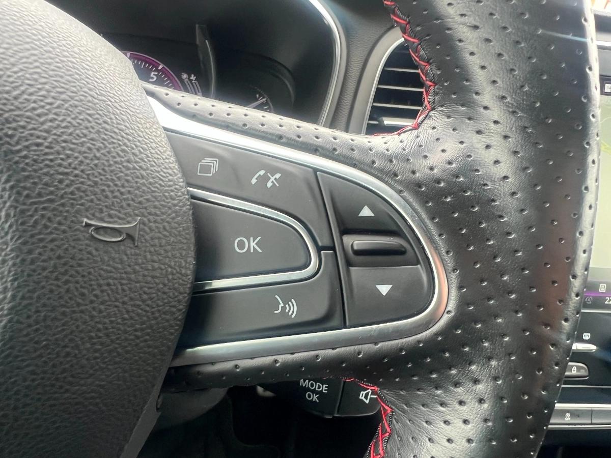 Renault Megane 1.8 300 RS TROPHY