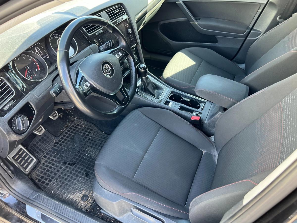 Volkswagen Golf 1.4 TSI 120 ADVANCE