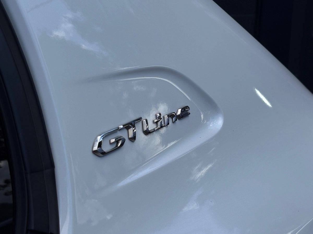 Peugeot 208 - photo 7
