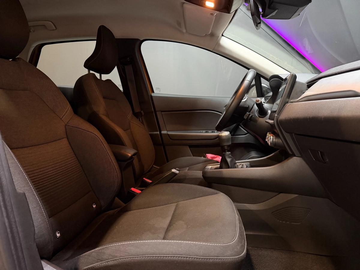 Renault Captur - photo 11
