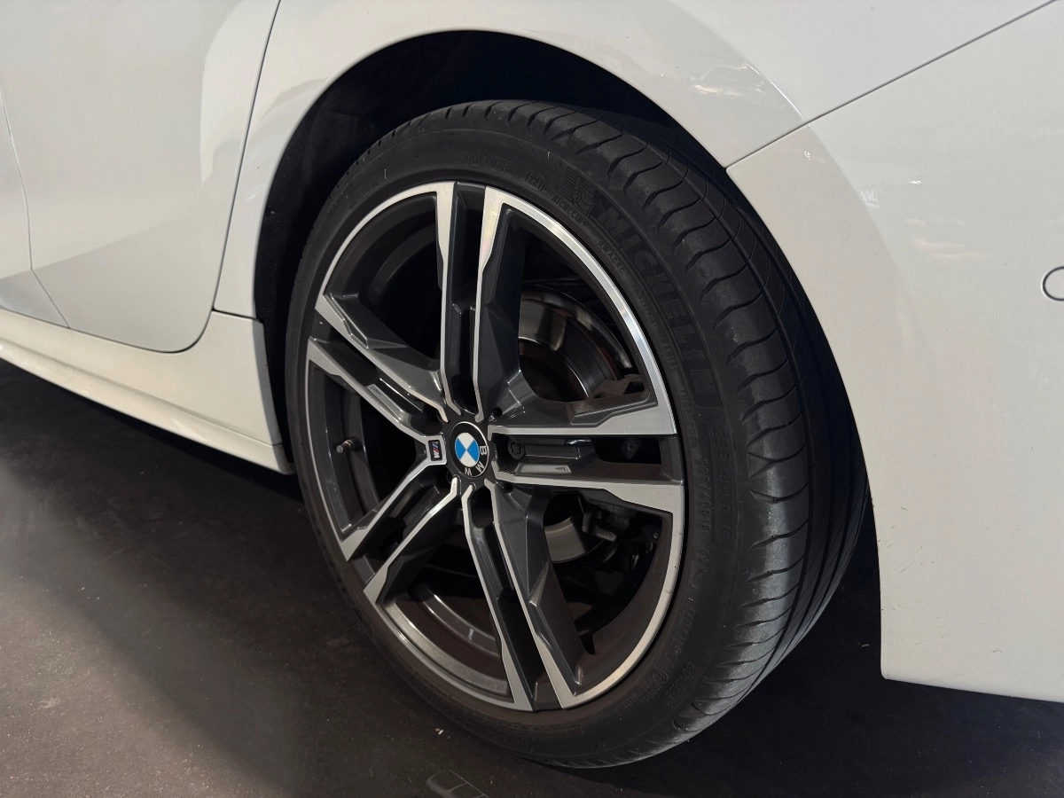 Bmw Serie 1 - photo 25