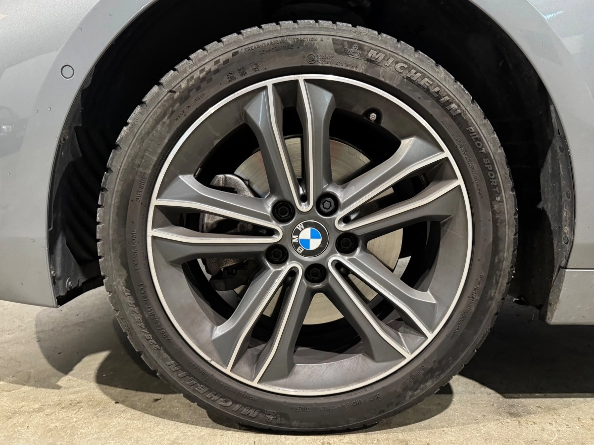 Bmw Serie 1 - photo 8
