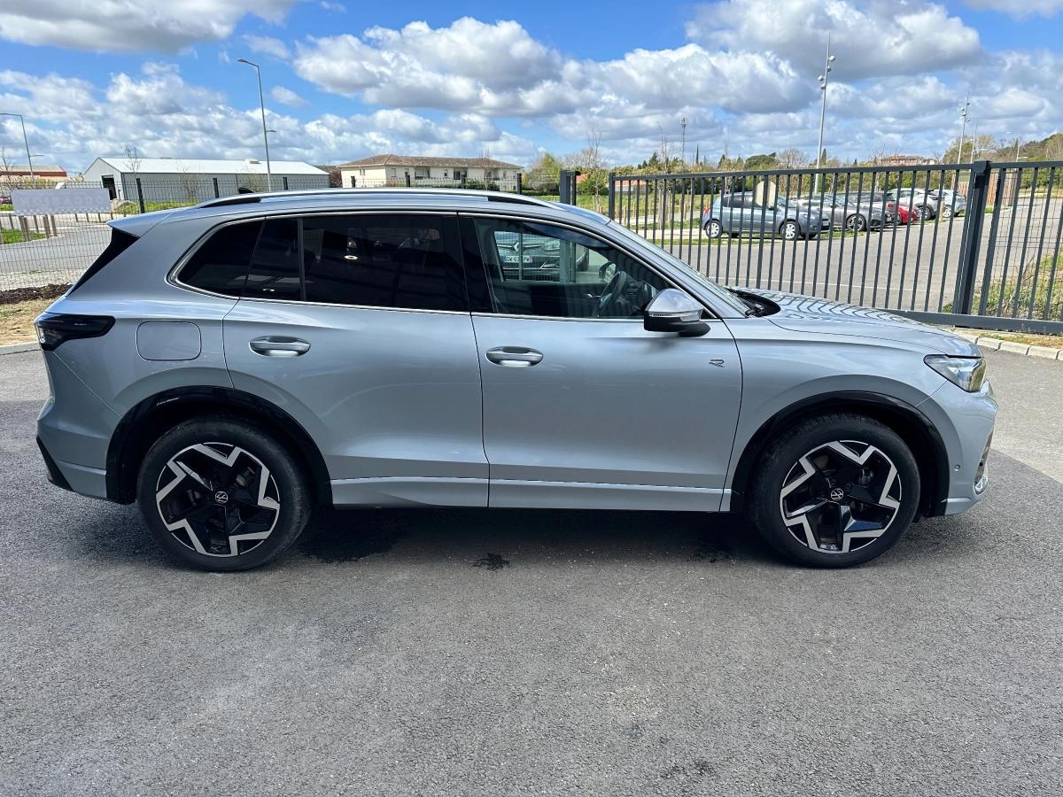 Volkswagen Tiguan 2.0 TDI 150 R-LINE DSG BVA