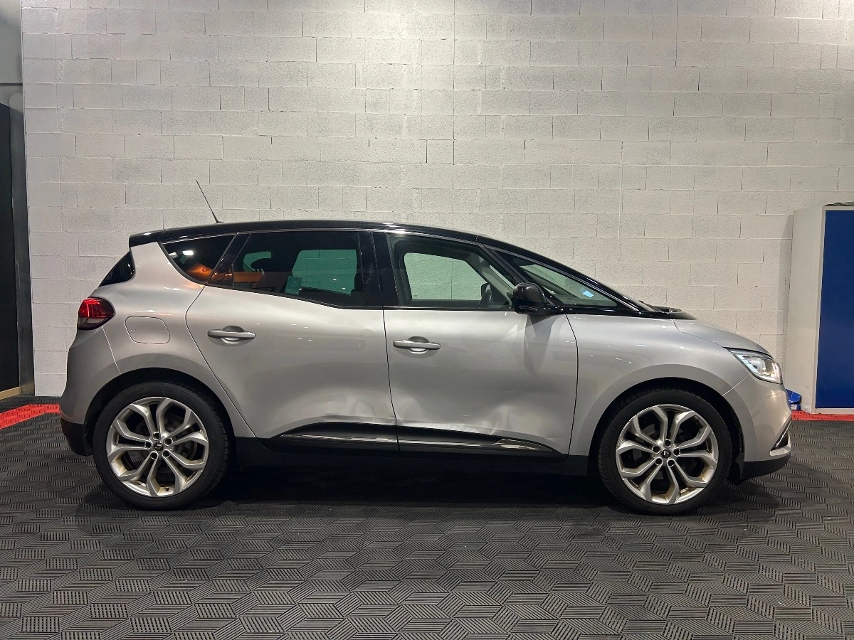 Renault Scenic - photo 2