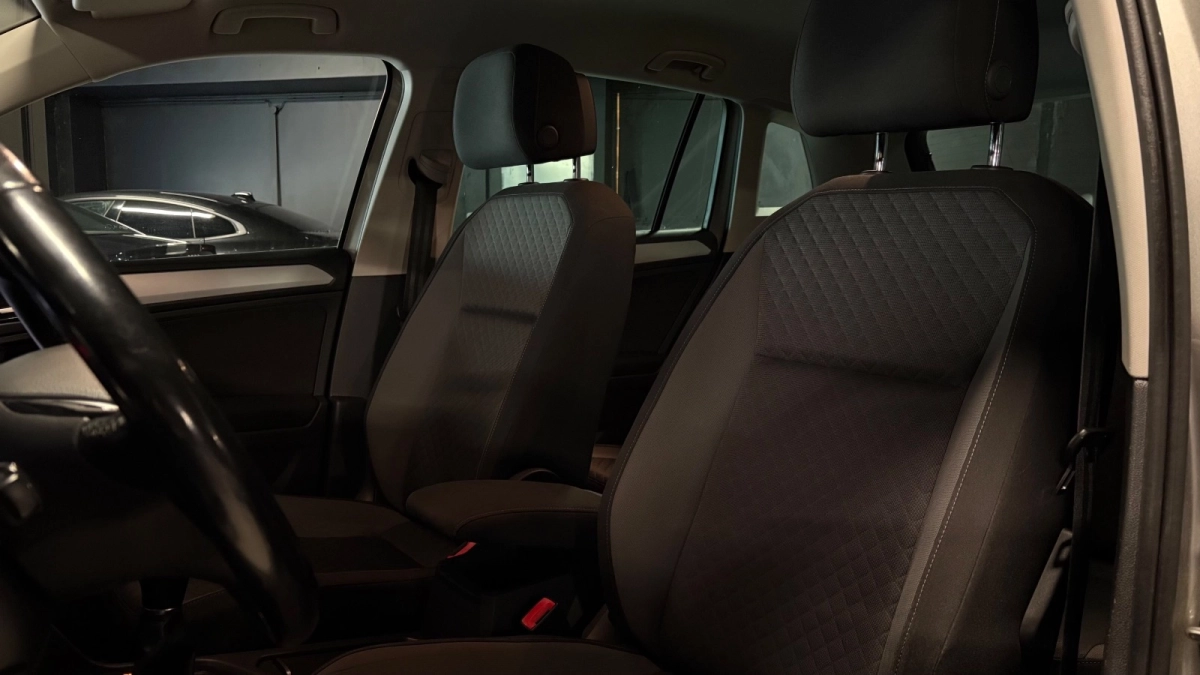 Volkswagen Tiguan - photo 15