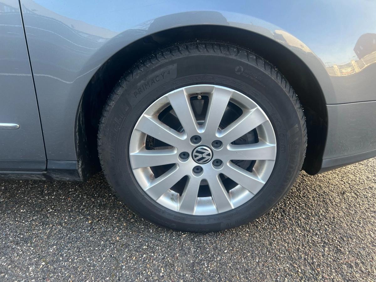 Volkswagen Passat 2.0 TDI 140 CARAT