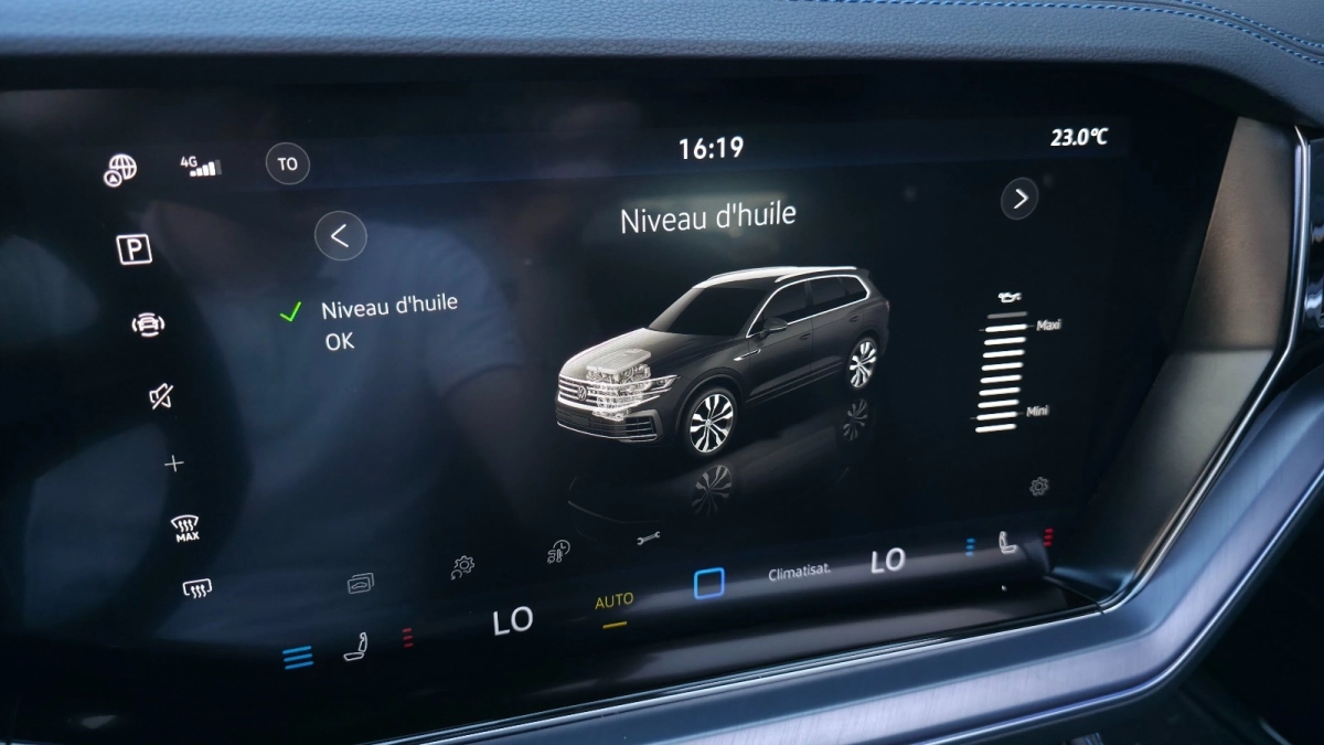 Volkswagen Touareg - photo 25