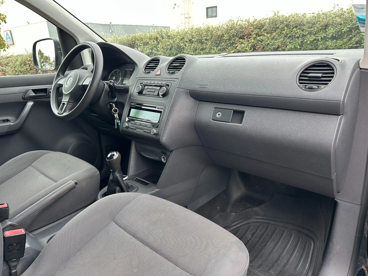 Volkswagen Caddy Vu - photo 9