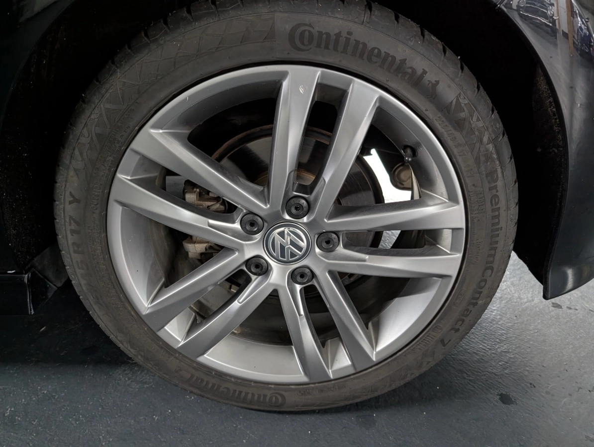 Volkswagen Golf - photo 29