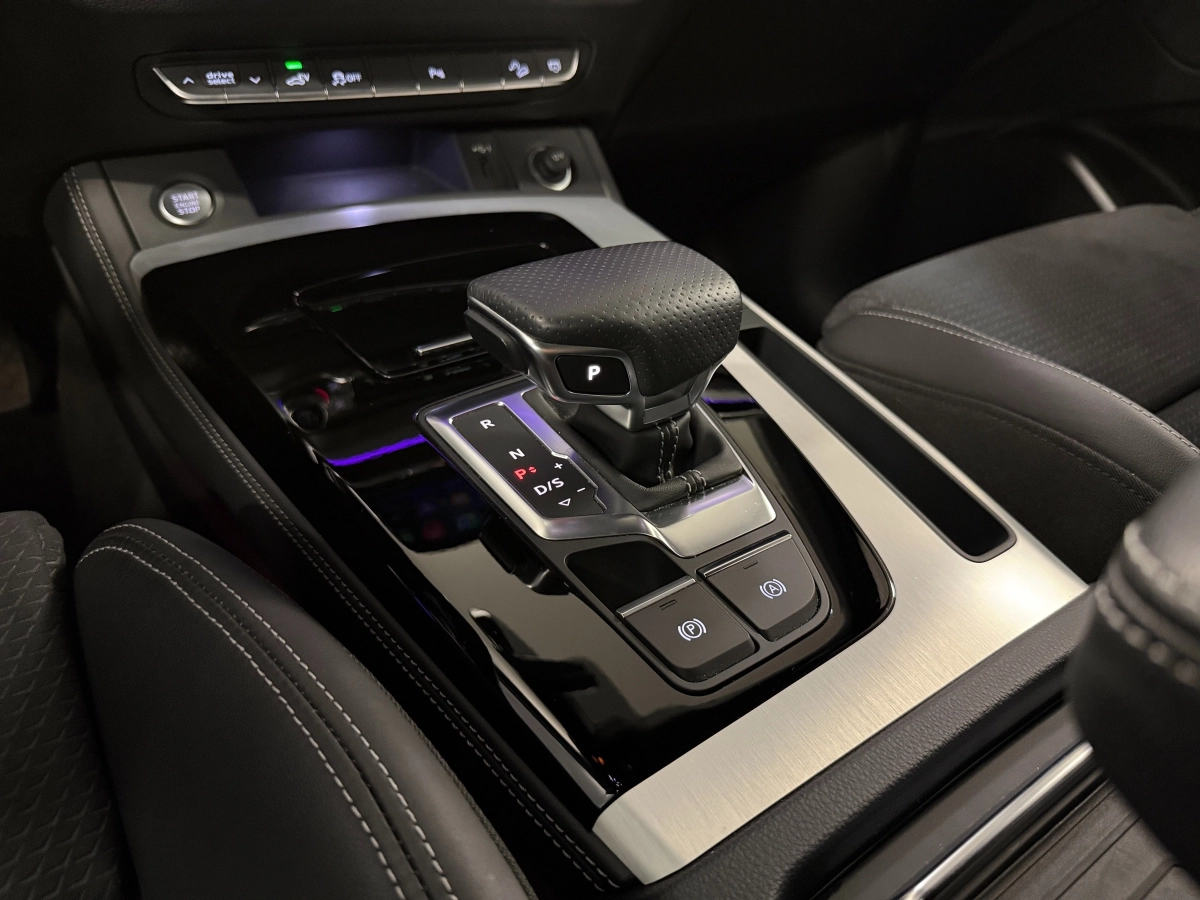 Audi Q5 - photo 22