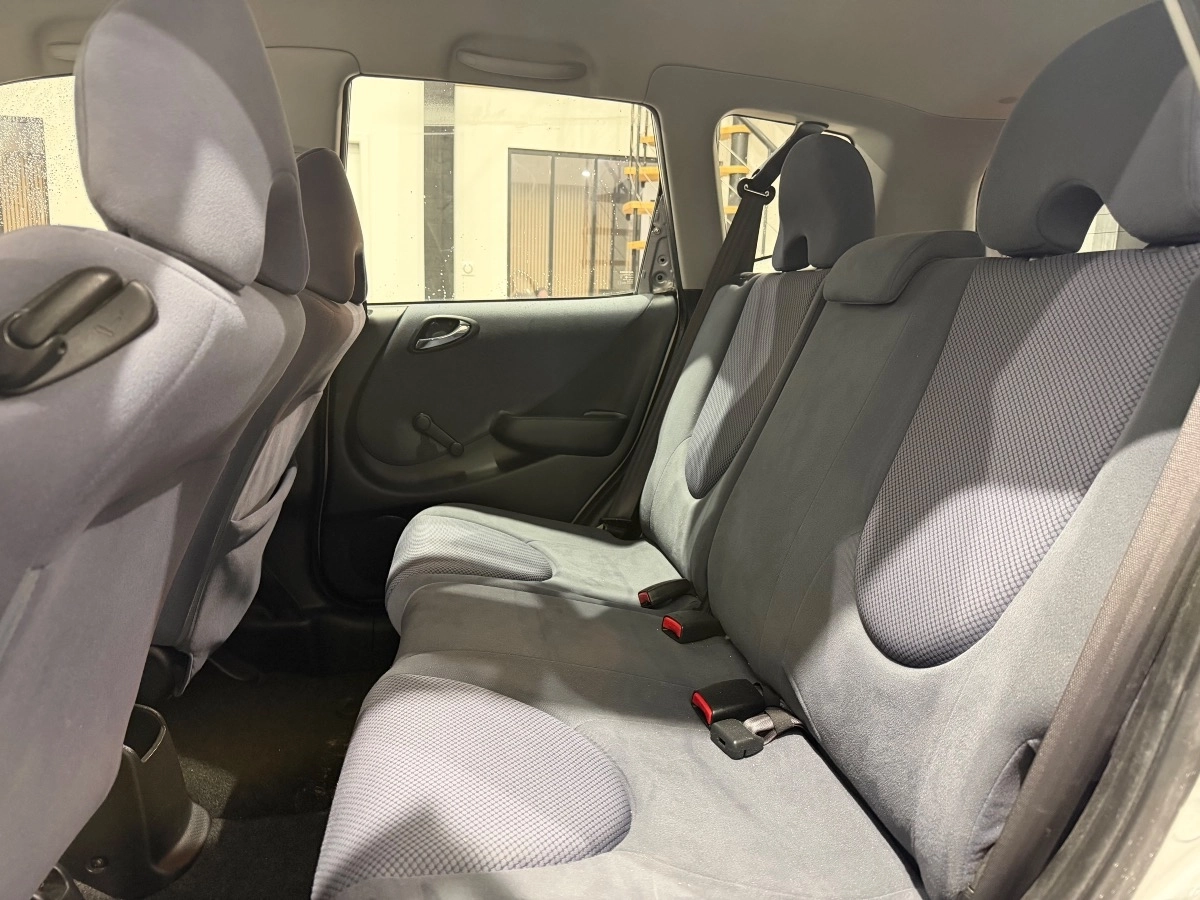 Honda Jazz - photo 10