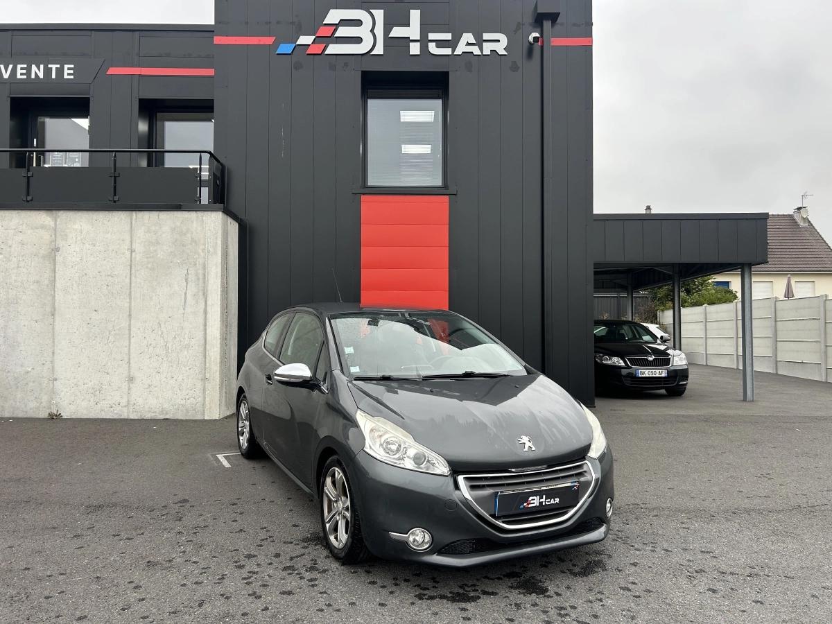 Image: Peugeot 208 GENERATION-I 1.6 E-HDI 90 ALLURE