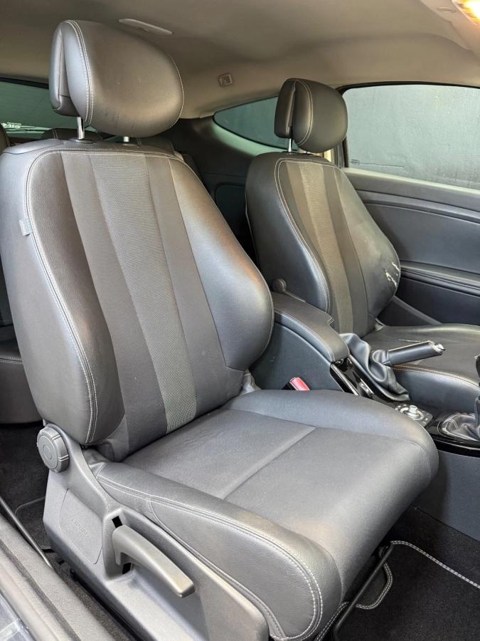 Renault Megane COUPE 1.6 DCI 130 ENERGY BOSE