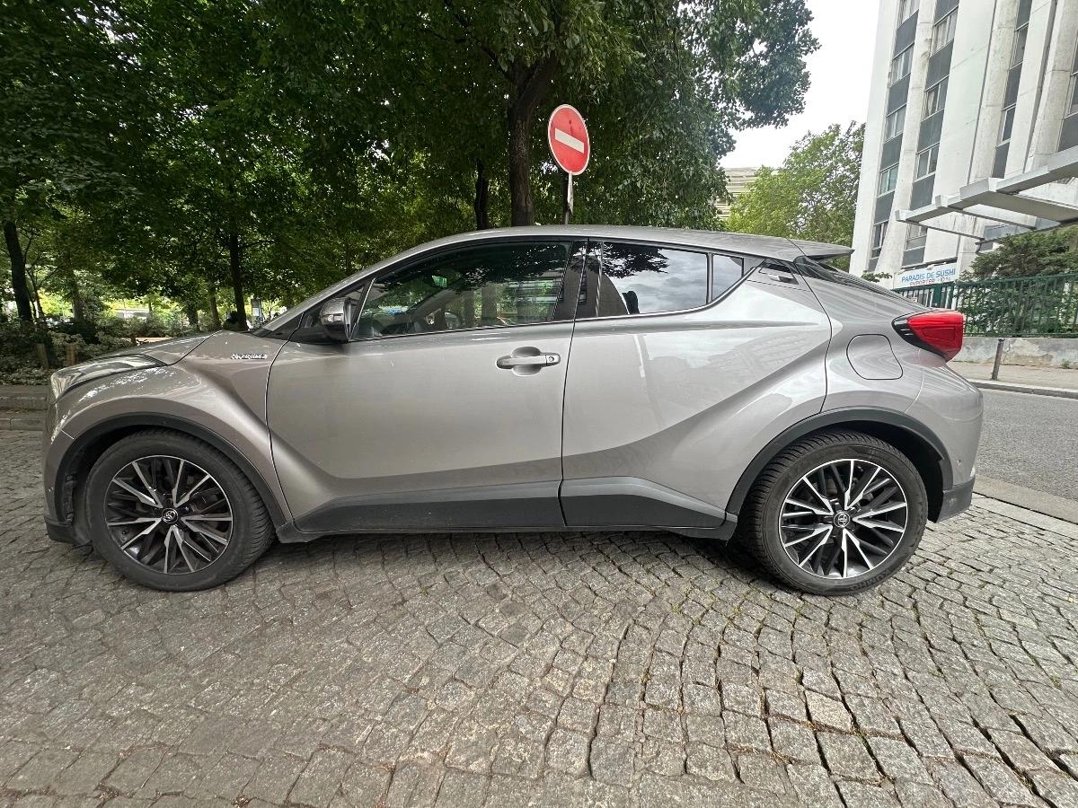 Toyota C-hr 1.8 HSD 122H 100 FULL-HYBRID DISTINCTIVE 4X2 E-CVT BVA