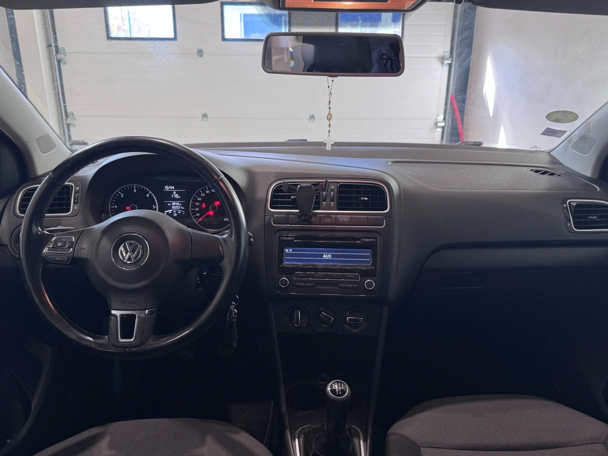 Volkswagen Polo - photo 8