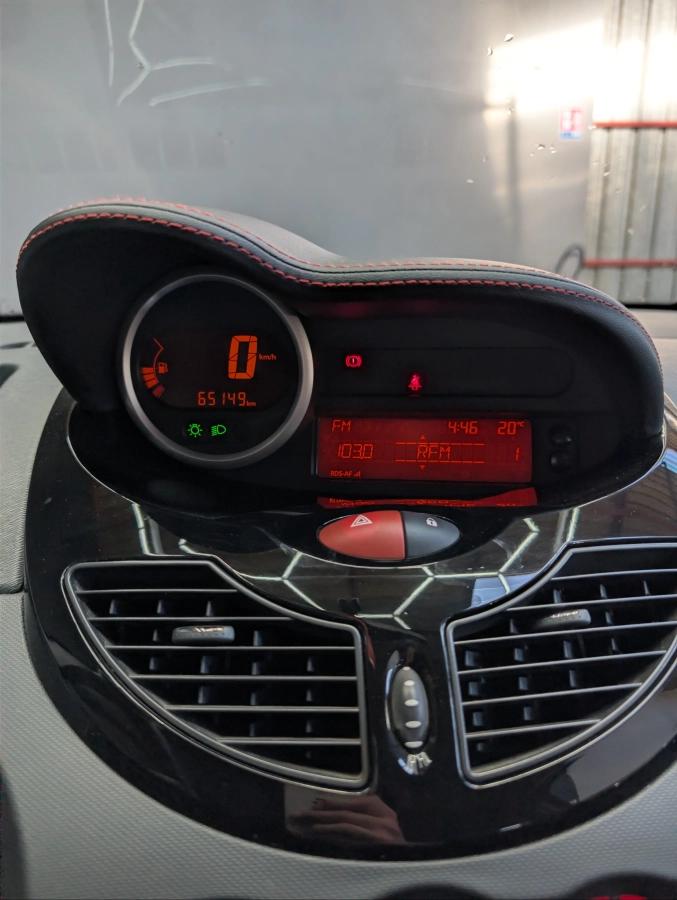 Renault Twingo 1.2 LEV 75 PURPLE