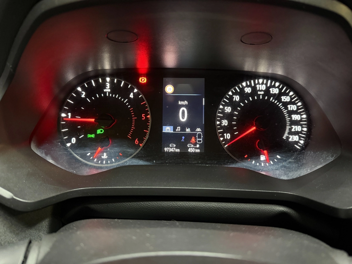 Renault Captur - photo 16