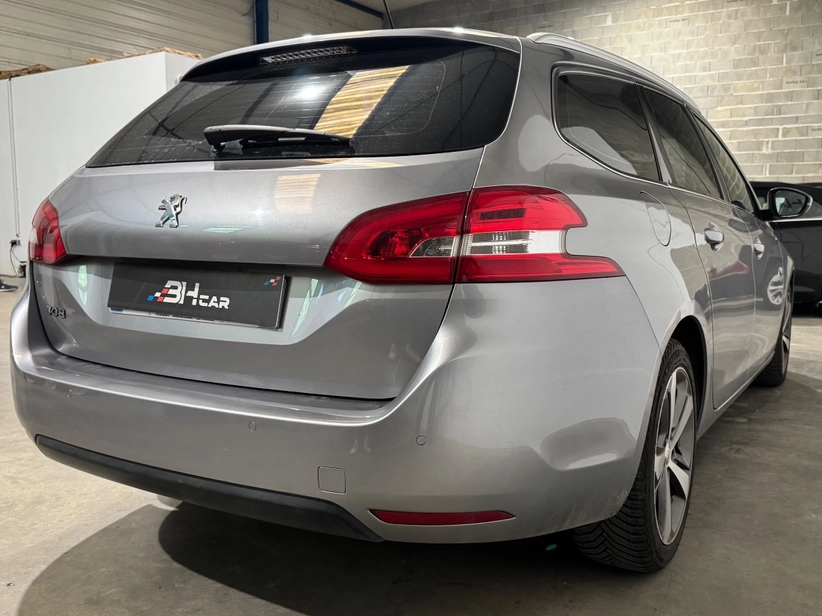 Peugeot 308 - photo 7