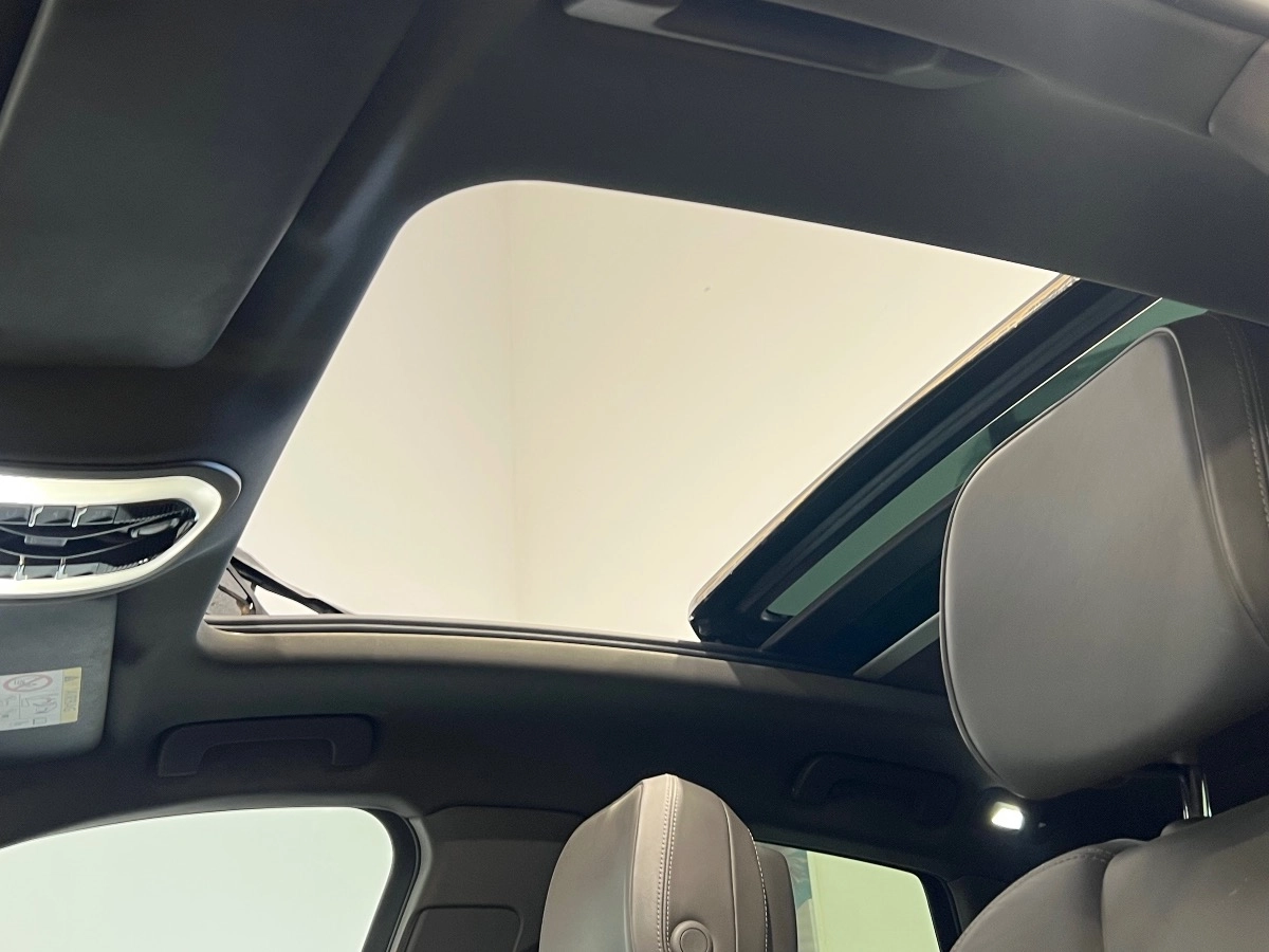 Porsche Macan - photo 15