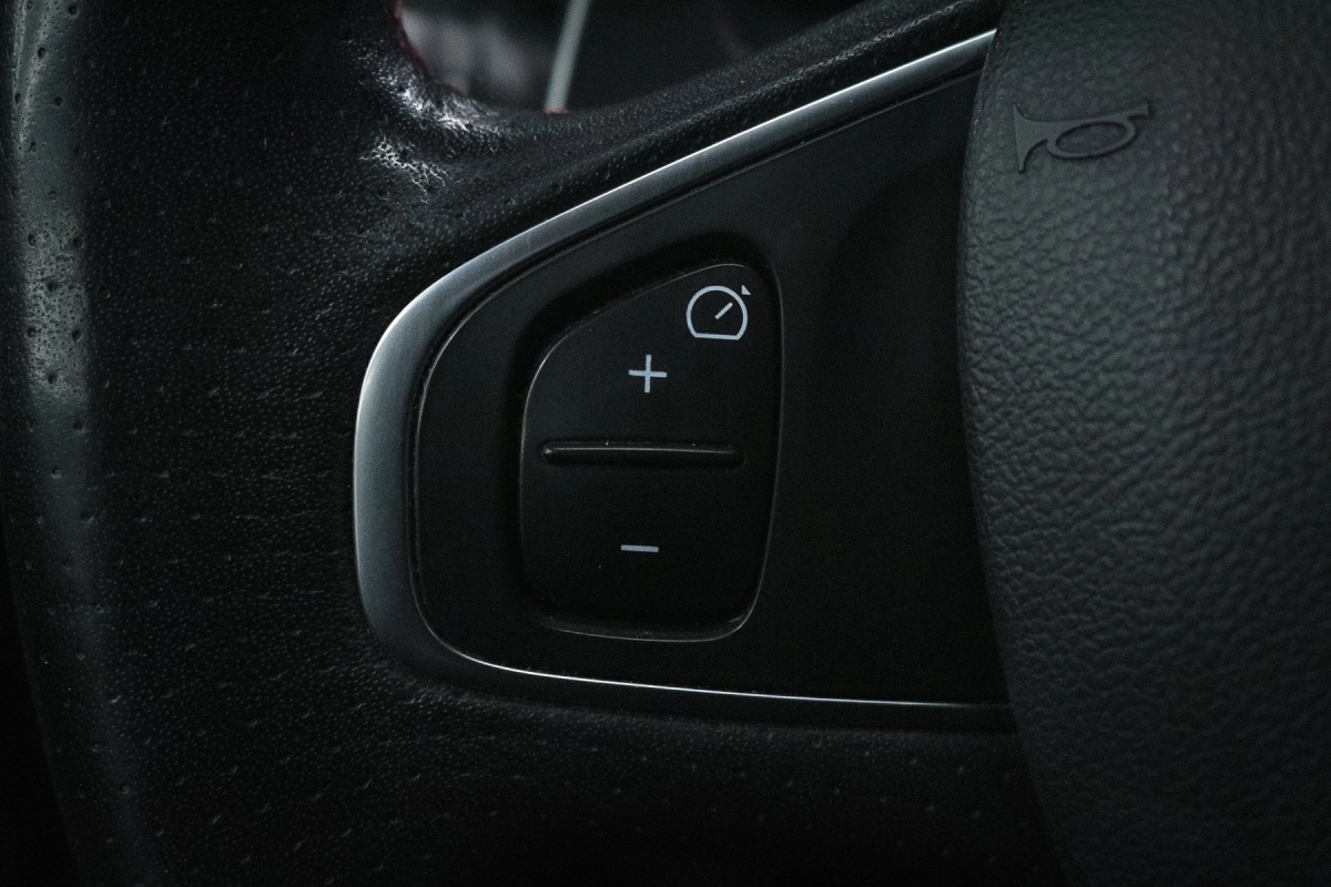 Renault Clio - photo 18