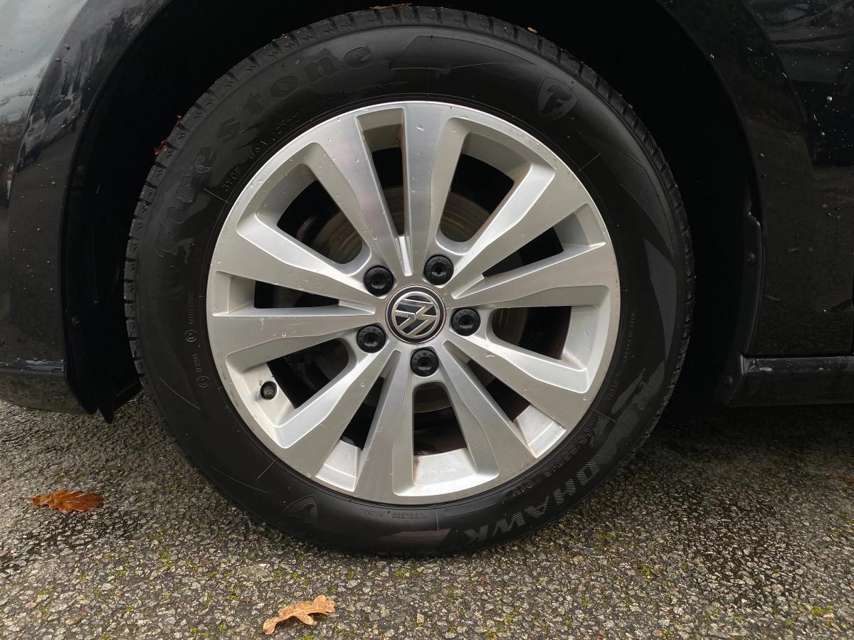 Volkswagen Golf 1.0 TSI 110 BLUEMOTION FIRST EDITION