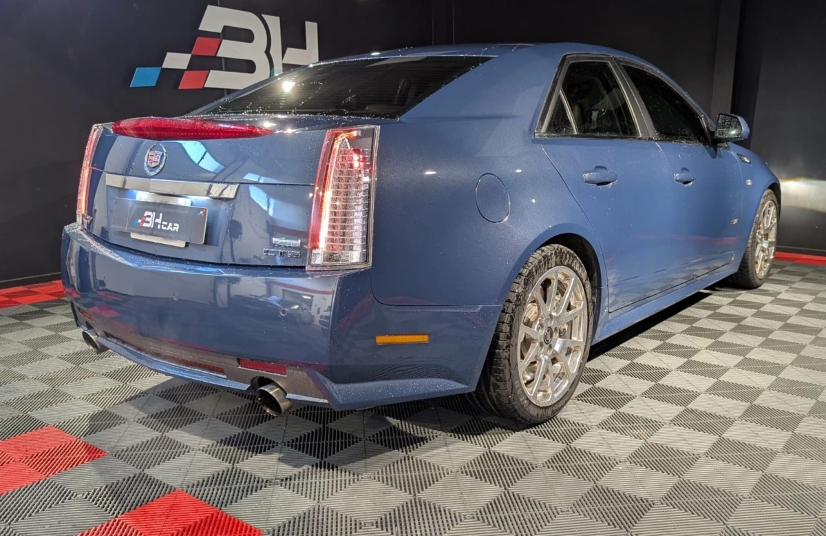 CADILLAC CTS V - photo 4
