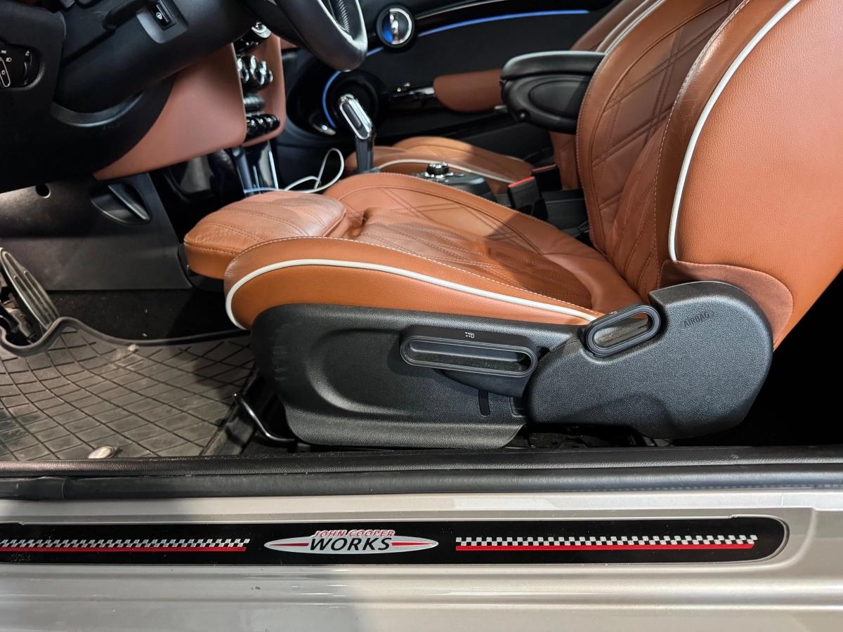 Aperçu indisponible de Mini Cabrio