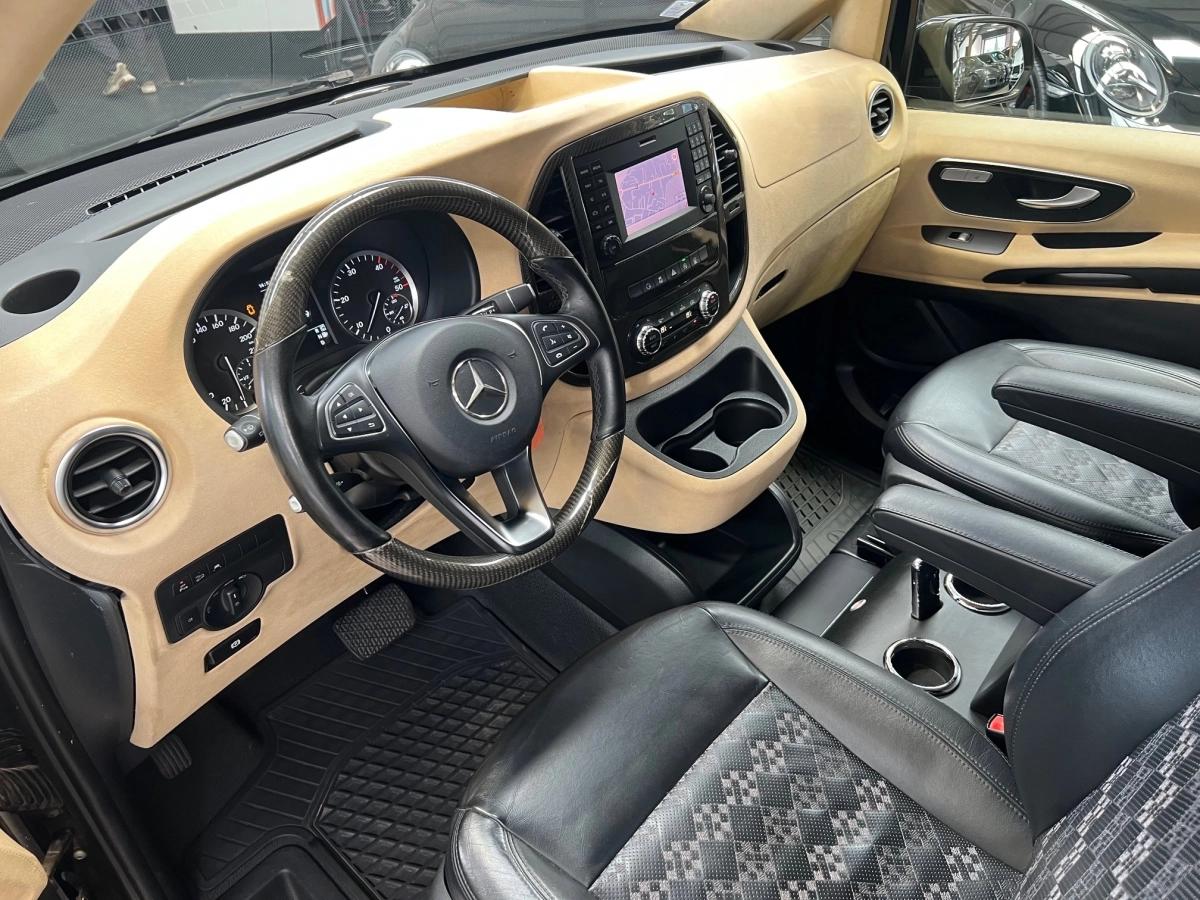 Mercedes Vito VIP EXTRA LONG 119 CDI 190 4MATIC 7G-TRONIC 5PL /AMENAGEMENT ROVELVER/SALON/TV/CAFE/PS4/LED/